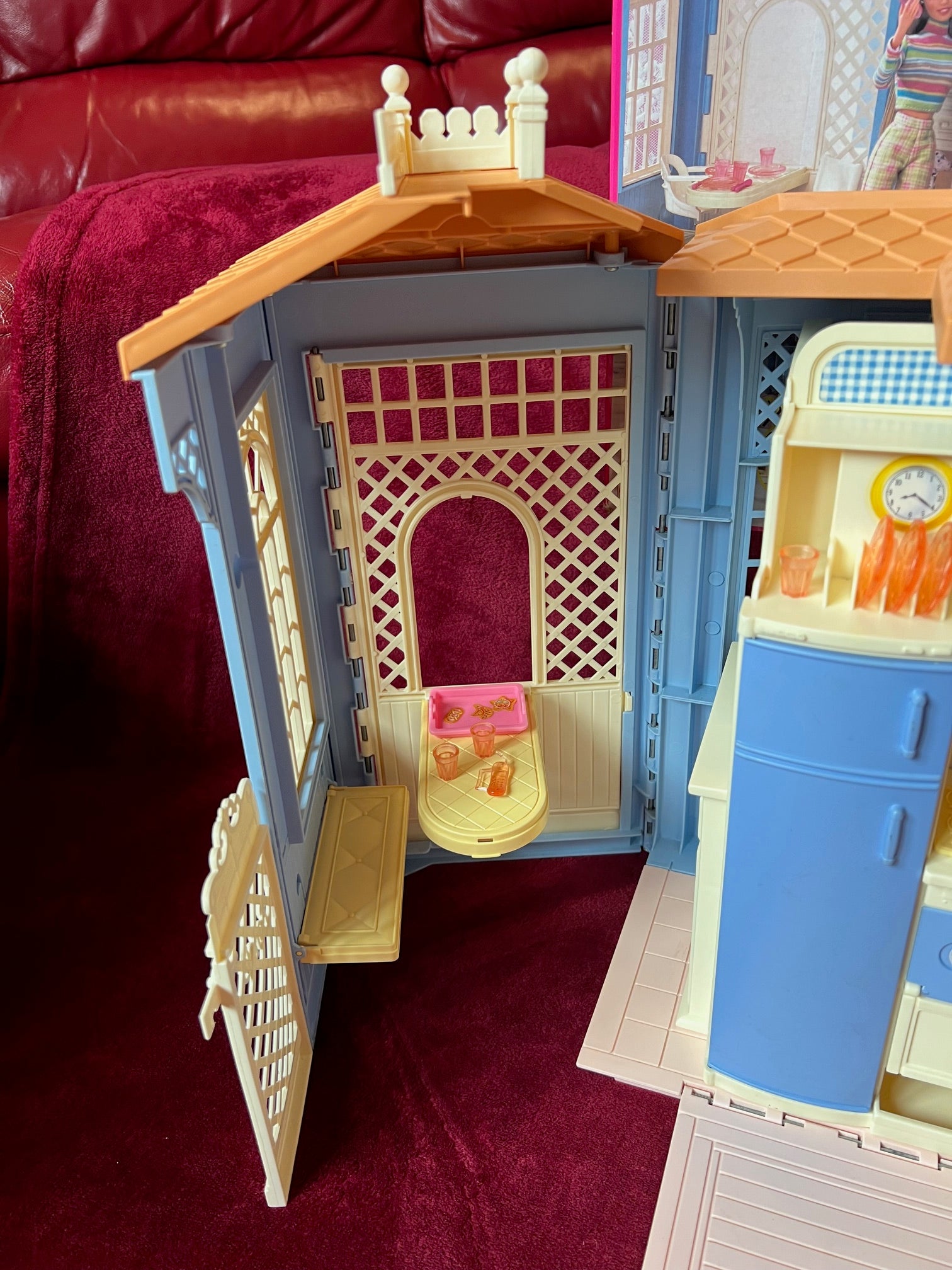 Casa di Barbie Family House 1999 con scatola